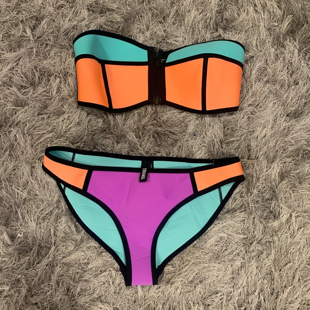 Triangl Swimsuit-Sz XL